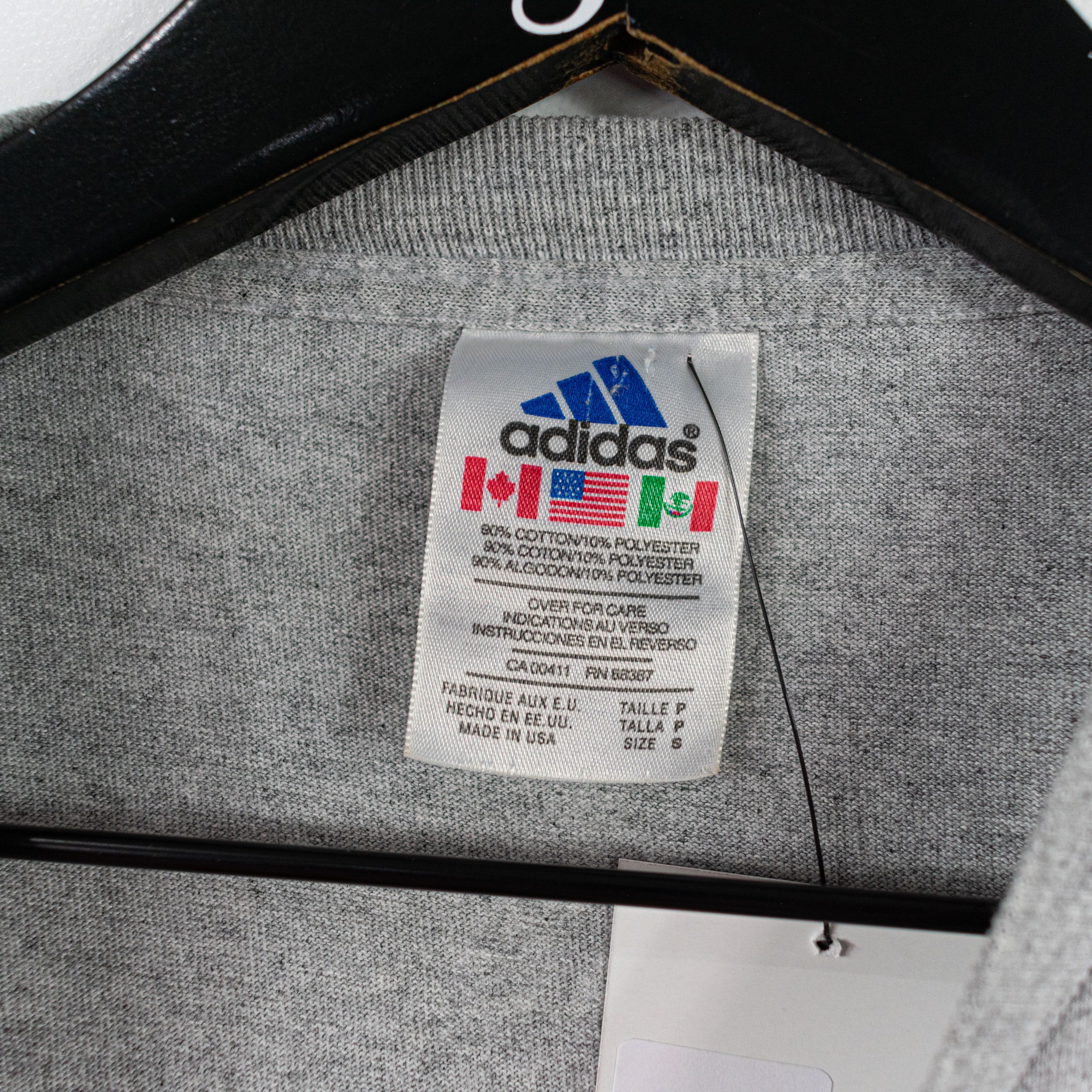 Adidas × Vintage Vintage 90s Adidas Soccer World Sport Brand T-Shirt Futbol Size US S / EU 44-46 / 1 - 3 Thumbnail
