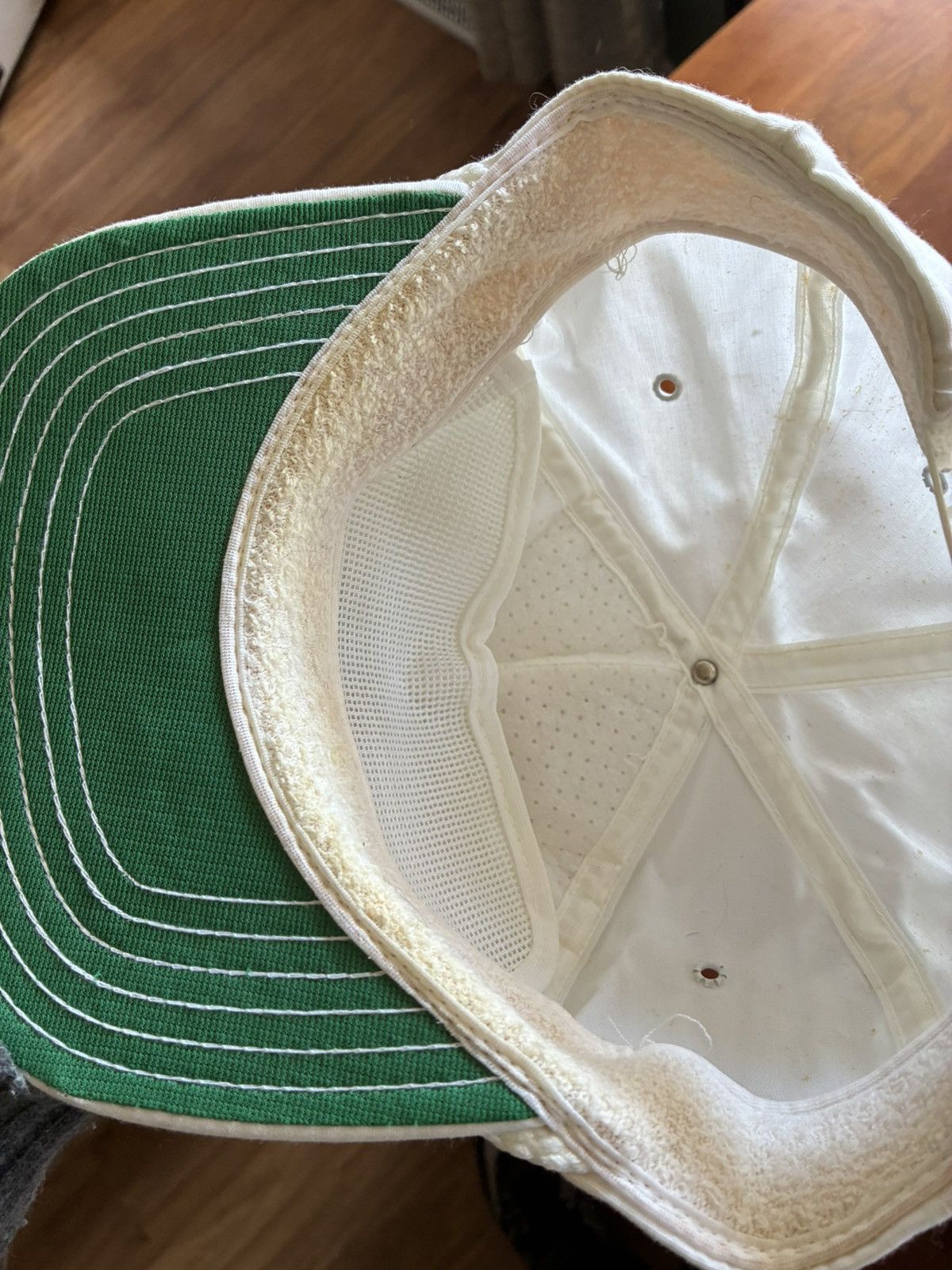 Vintage Vintage 90s Skola bandit white hat Size ONE SIZE - 4 Thumbnail