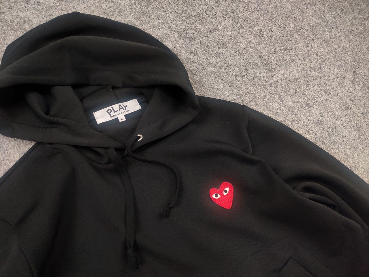 Comme des Garcons Comme Des Garcons Play Japan Black Red Heart Logo Hoodie Size L / US 10 / IT 46 - 8 Thumbnail