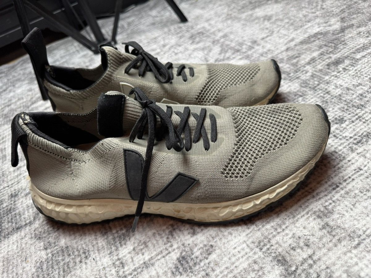 Rick Owens × Veja Rick Owens x Veja Mesh Runner Size US 12 / EU 45 - 14 Thumbnail
