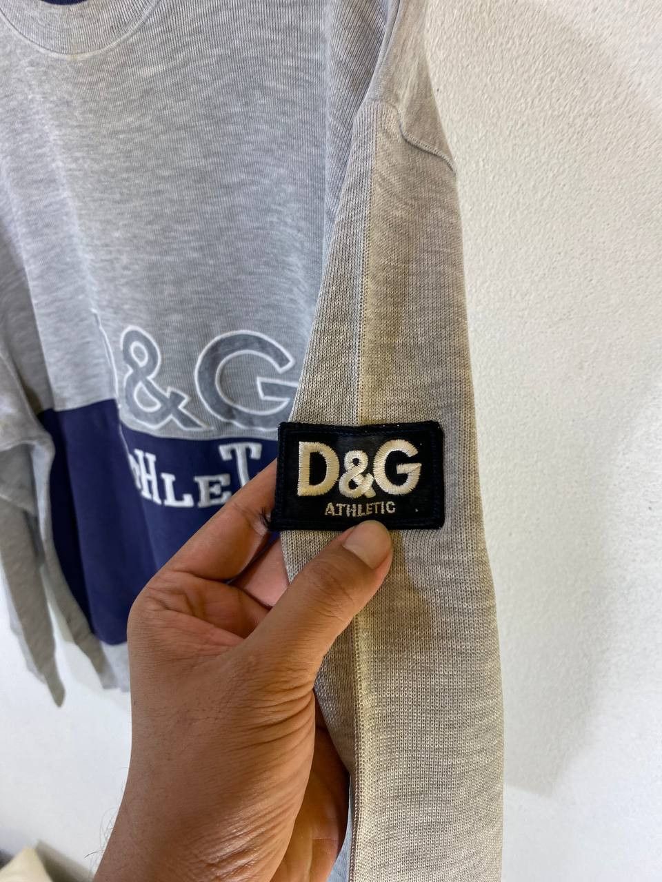 Dolce & Gabbana vintage dolce and gabbana athletic sweatshirt embroided logo Size US XL / EU 56 / 4 - 5 Thumbnail
