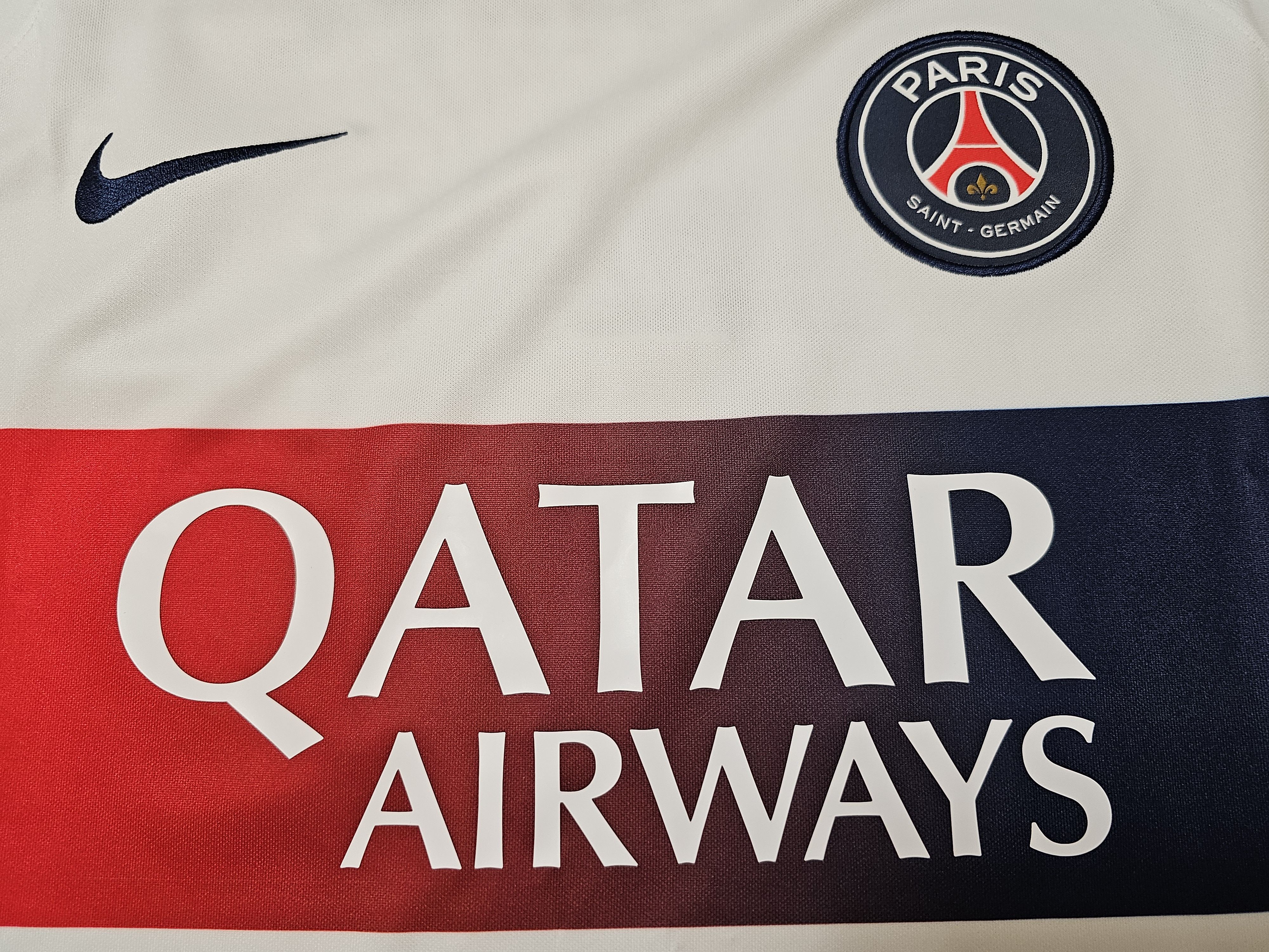 All Sport PSG PARIS SAINT-GERMAIN 2024 MBAPPE FOOTBALL SOCCER JERSEY Size US XL / EU 56 / 4 - 3 Thumbnail