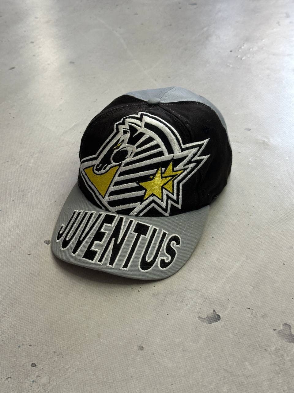 Kappa Vintage Juventus FC Kappa Snapback Cap Hat Soccer Football Size ONE SIZE - 2 Thumbnail