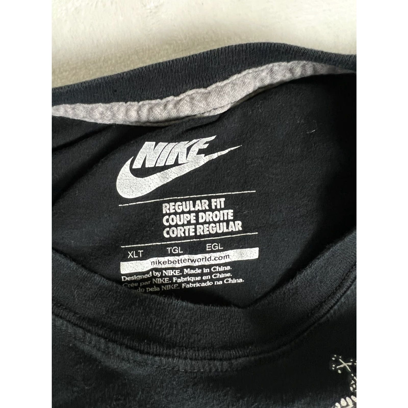 Nike VINTAGE Nike Lebron James T-Shirt XL Black Men King James “Triple Double Machine” Sports Classic 2000s Mens Size US XL / EU 56 / 4 - 7 Thumbnail