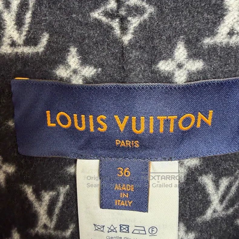 Louis Vuitton Louis Vuitton Black Full Print Cape Jacket Size XS / US 0-2 / IT 36-38 - 3 Thumbnail