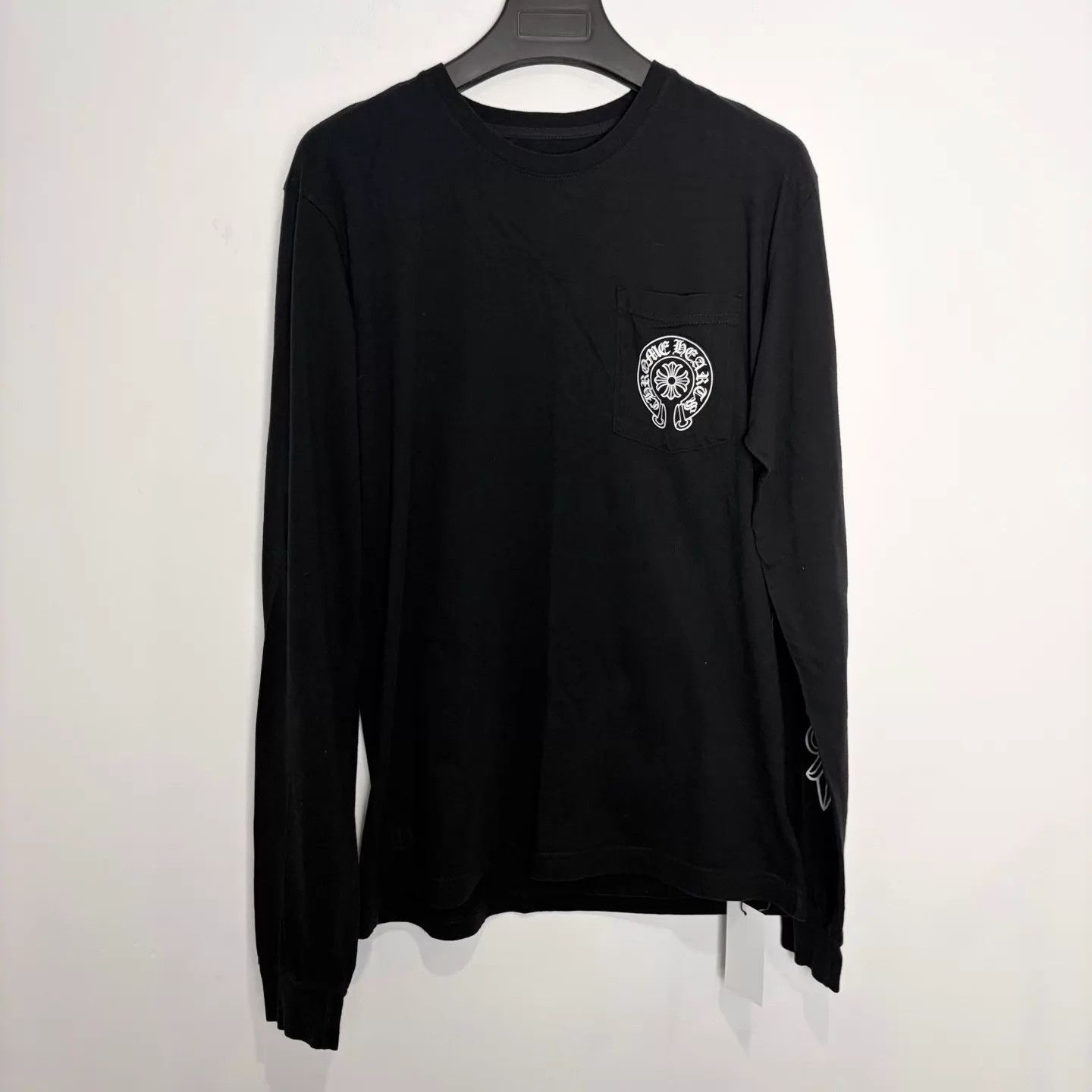 Chrome Hearts Chrome Hearts HK Exclusive Black LS Arm Vine Qilin Cross L Size US L / EU 52-54 / 3 - 1 Thumbnail