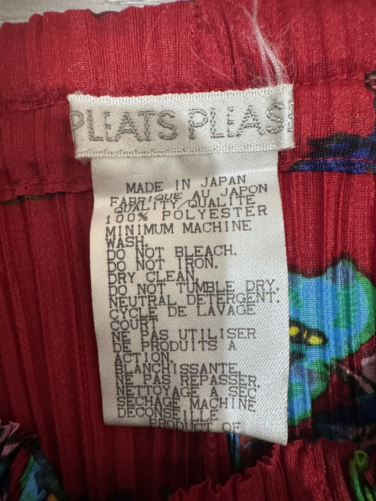 Pleats Please Issey Miyake Issey Miyake Pleats Please Pleated Shisa AOP Pattern Size 22" - 5 Thumbnail