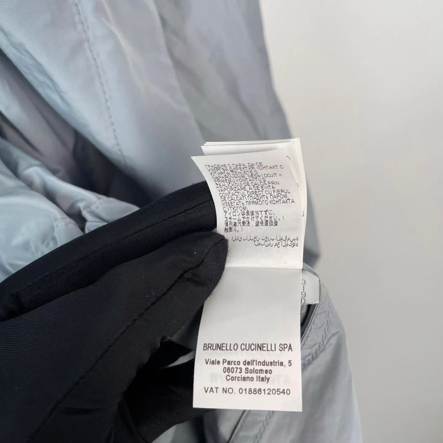 Brunello Cucinelli Brunello Cucinelli light blue hooded coat 46 EU Size US S / EU 44-46 / 1 - 3 Thumbnail