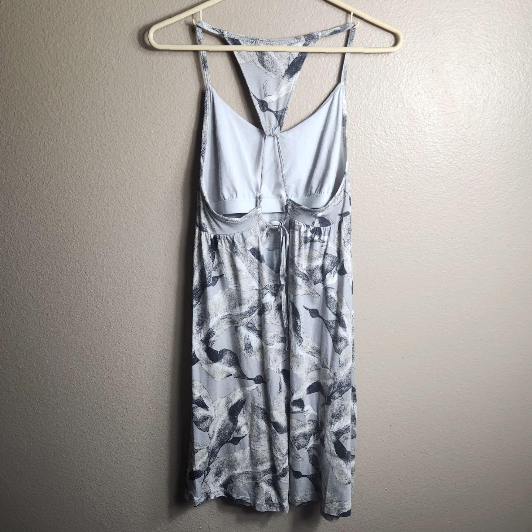 Patagonia **Gray Patagonia Womens Botanical Leaf Print Edisto Sundress Size S** User: Gray Patagonia Botanical Leaf Print Edisto Womens Sundress Size S Size S / US 4 / IT 40 - 3 Thumbnail