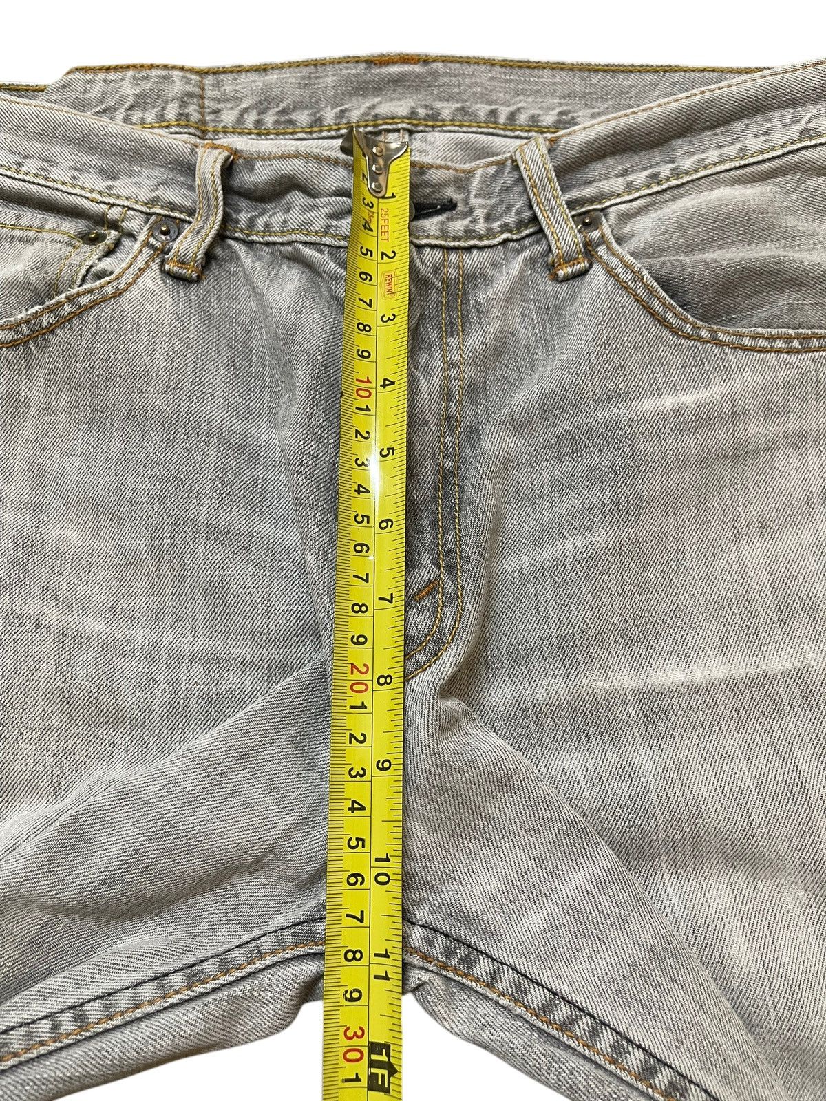Levi's Vintage 90s Levis 702 Faded Wash Distressed Loose Jeans Size US 32 / EU 48 - 16 Thumbnail