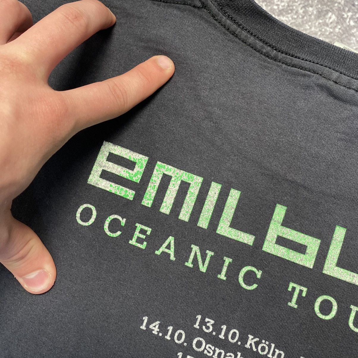 Band Tees Vintage Emilbulls Ocean Tour Big graphic logo rock tee Size US L / EU 52-54 / 3 - 9 Thumbnail