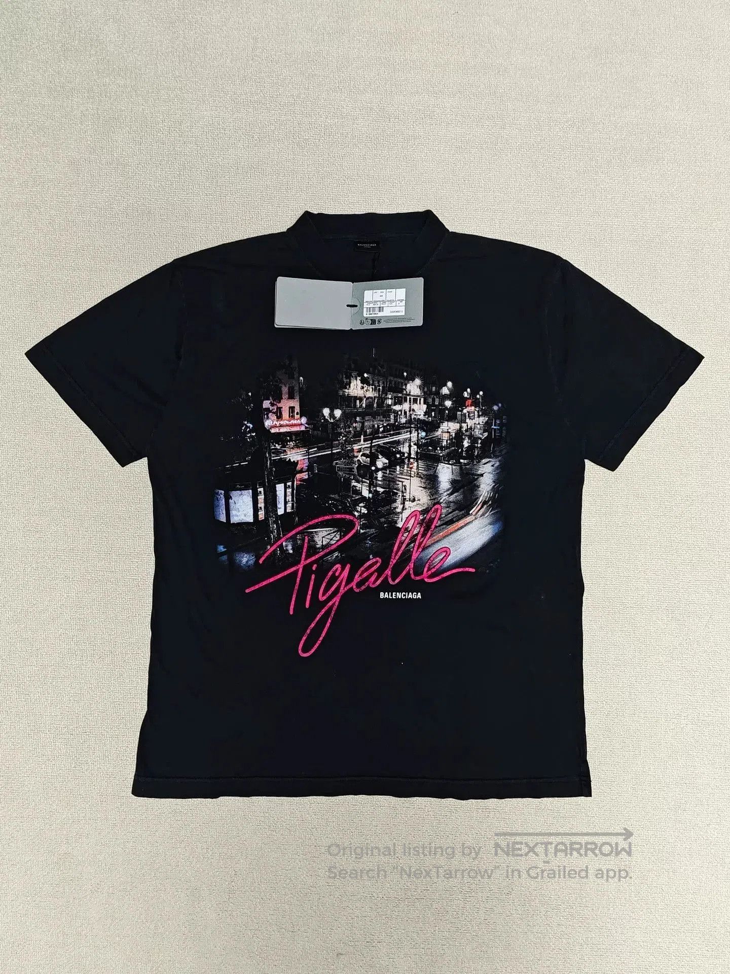 Balenciaga Balenciaga Pigalle Street Short Sleeve Tee. Size US S / EU 44-46 / 1 - 1 Thumbnail
