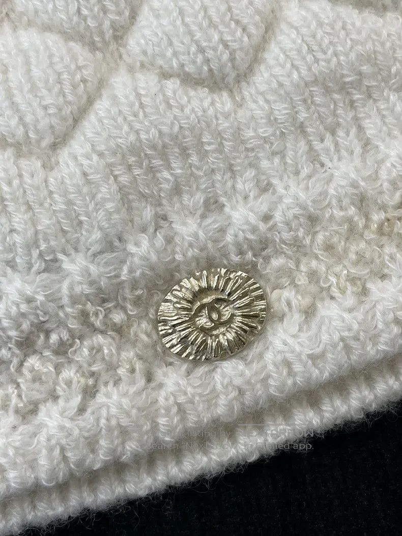 Chanel Chanel 26C new white cashmere knitted cold hat Size ONE SIZE - 2 Thumbnail