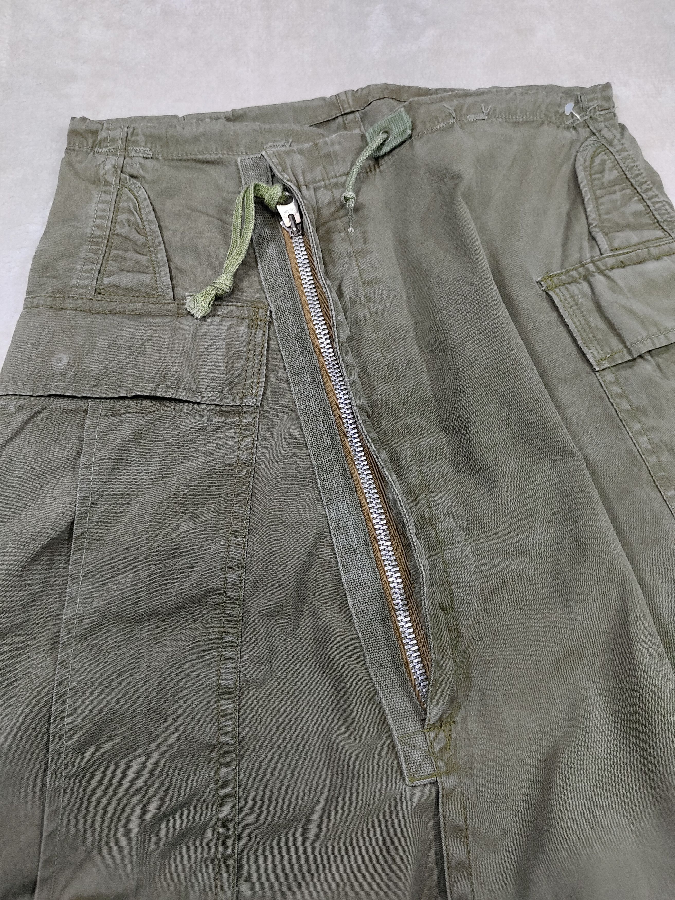 Seditionaries 🔥Rare Cockscomb Y2K Tactical Rebuild Army Asymmetric Skirt Size 29" - 6 Thumbnail