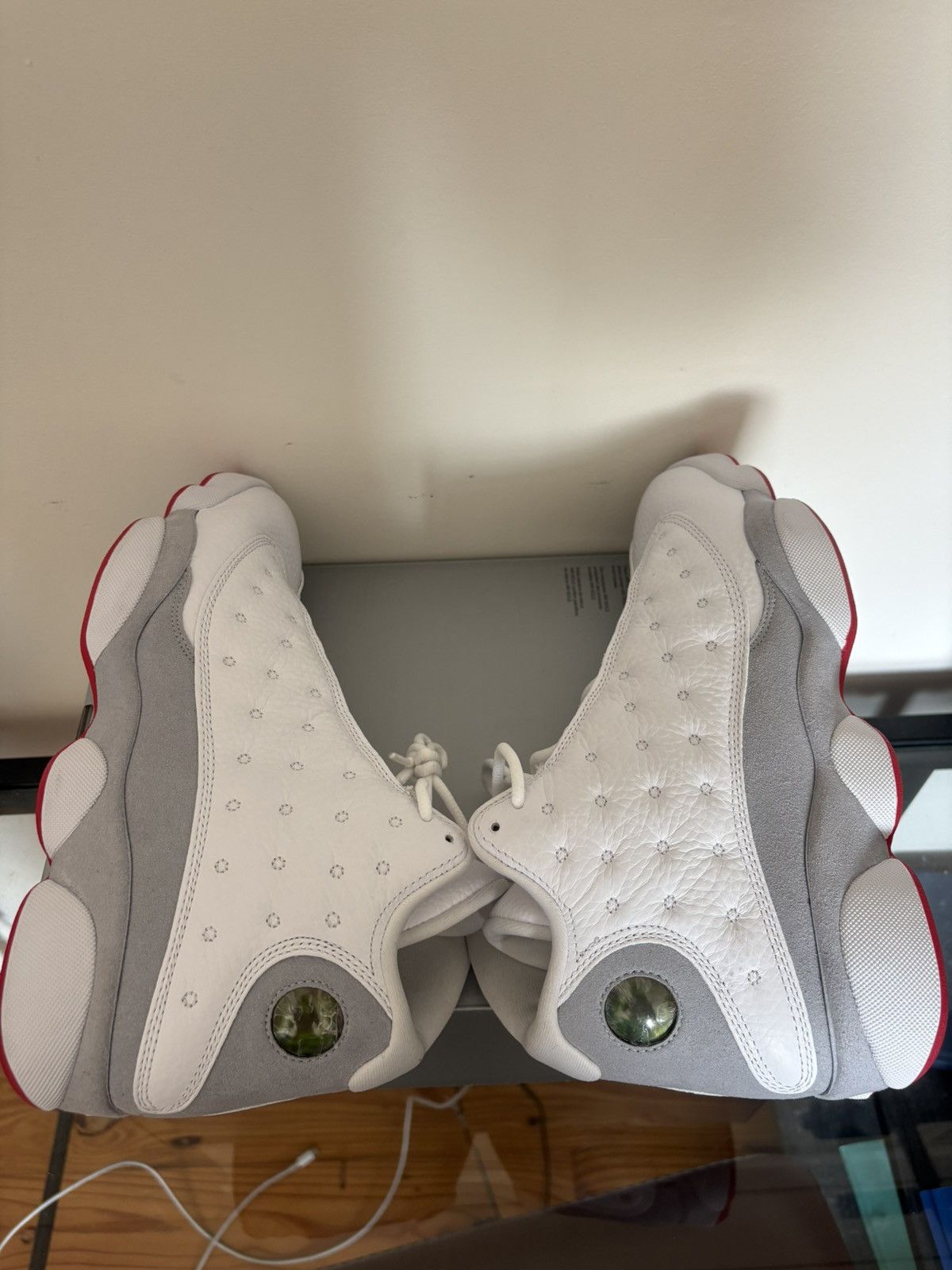 Jordan Brand Nike Air Jordan 13 Retro Wolf Grey White Red Mens 8.5 NEW Size US 8.5 / EU 41-42 - 5 Thumbnail