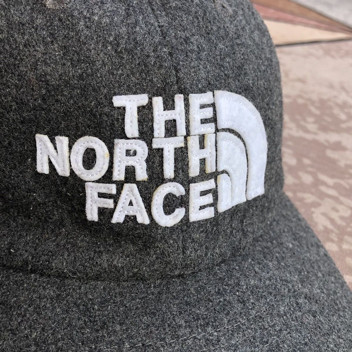 The North Face The North Face / TNF Logo Flannel Cap NN41616 (unisex) Size ONE SIZE - 5 Thumbnail