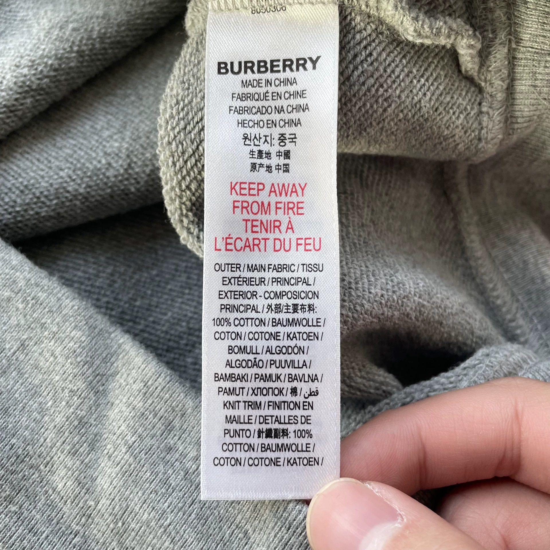 Burberry Burberry 95 New Animal Logo Print Crewneck Long Sleeve 14Y Size XXS / US 00 / IT 34 - 7 Thumbnail