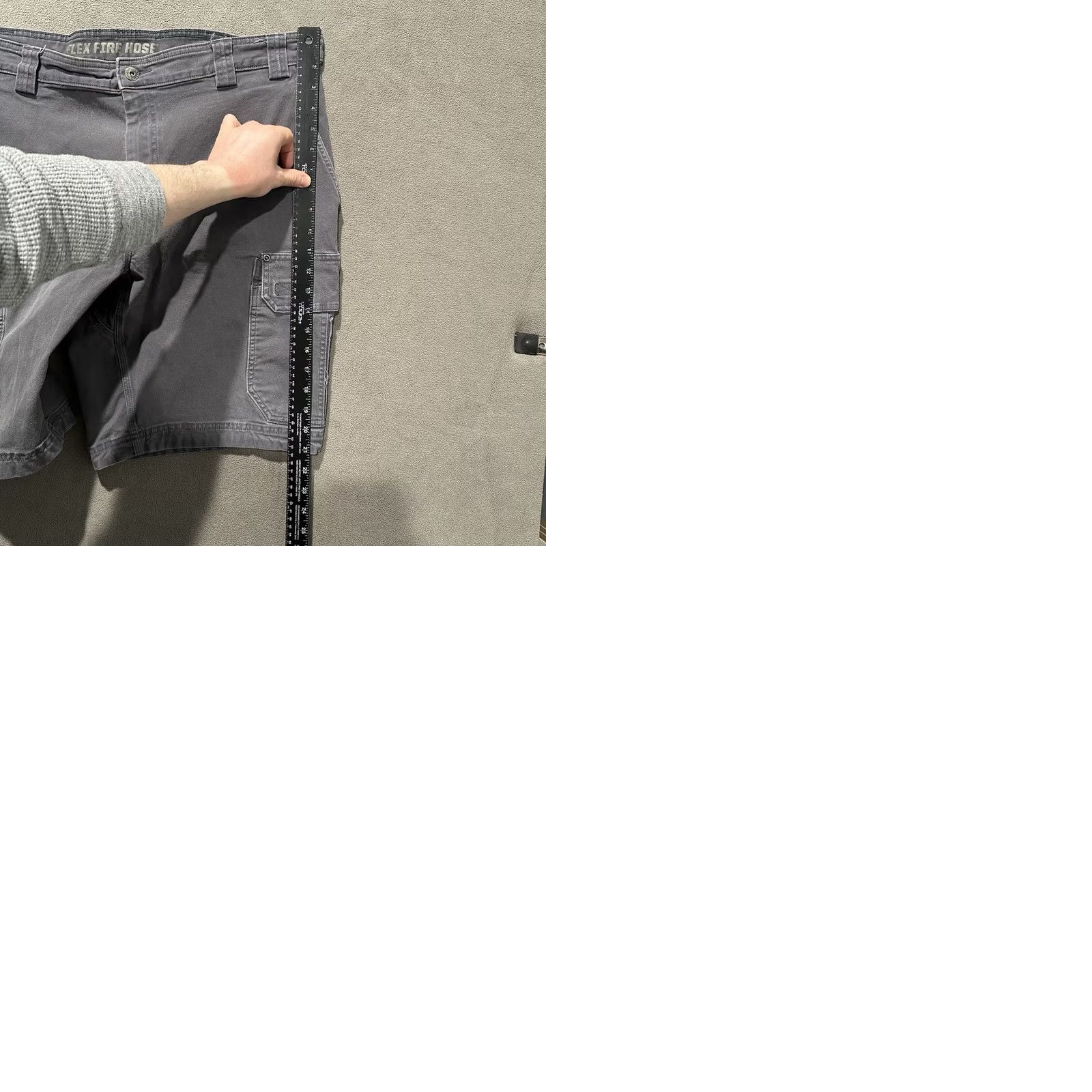 Vintage Duluth Cargo Shorts Mens 42 Gray Canvas Flex Fire Hose Relaxed Fit 11" Inseam Pockets Workwear Casual Size US 42 / EU 58 - 9 Thumbnail