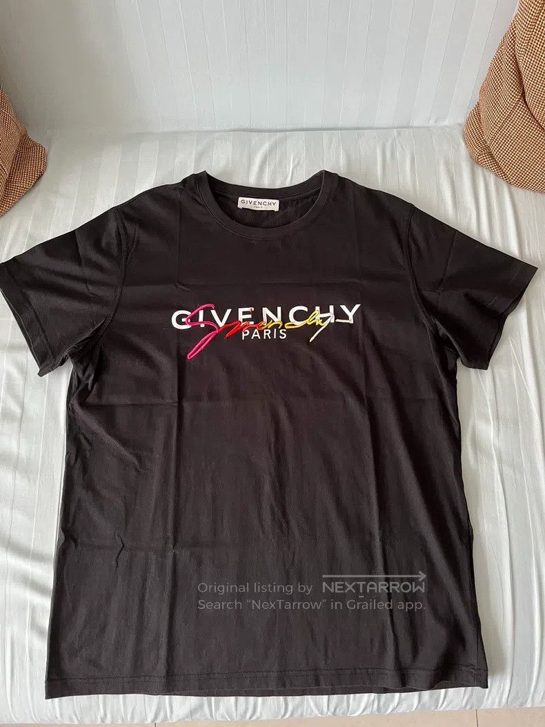 Givenchy Givenchy Colorful Embroidered Logo Crewneck T-Shirt Size US S / EU 44-46 / 1 - 1 Thumbnail