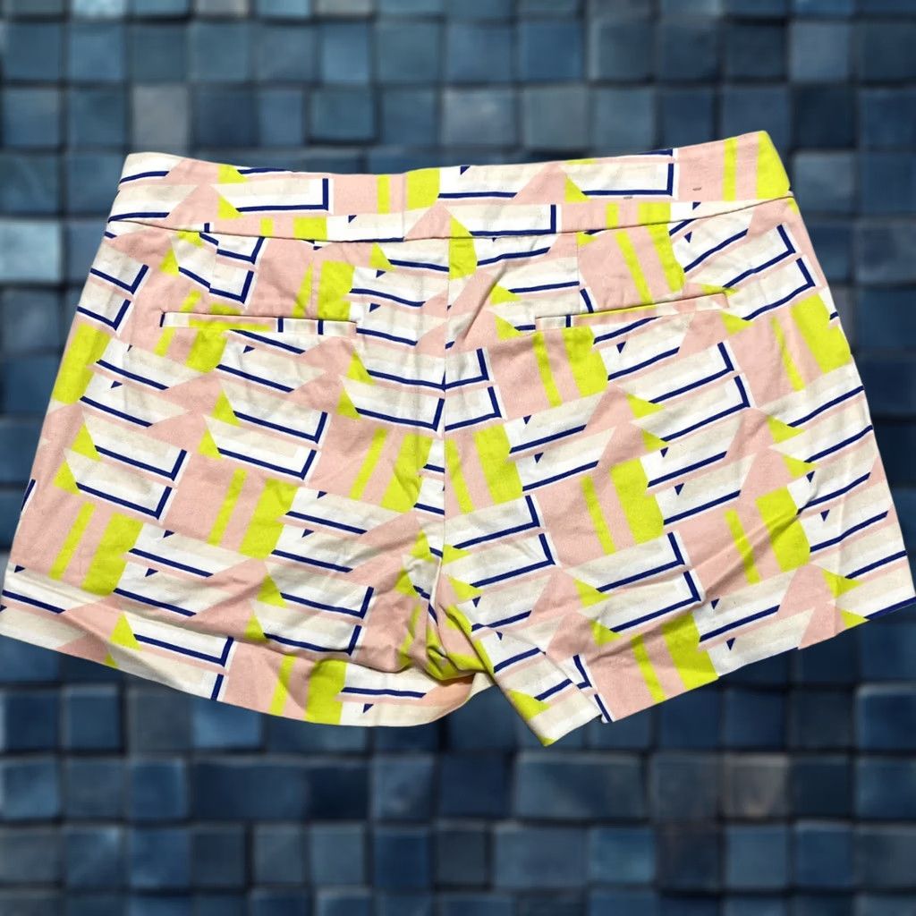 J.Crew J.CREW Multicolor Geometric Chino Shorts Womens 6 Inseam 3" Pockets Stretch Comfortable Caprise Travel Casual Summer Women Size 28" / US 6 / IT 42 - 1 Thumbnail