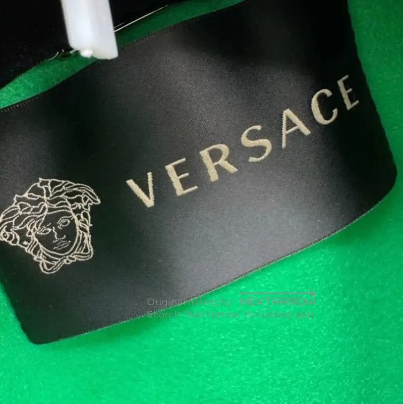 Versace Versace Green Wool Winter Coat for Women . Size M / US 6-8 / IT 42-44 - 3 Thumbnail