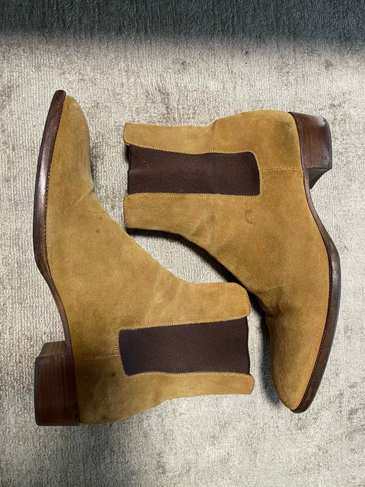 Saint Laurent Paris SLP Wyatt 40 Tan Suede Chelsea Boots 43 Size US 10 / EU 43 - 1 Thumbnail