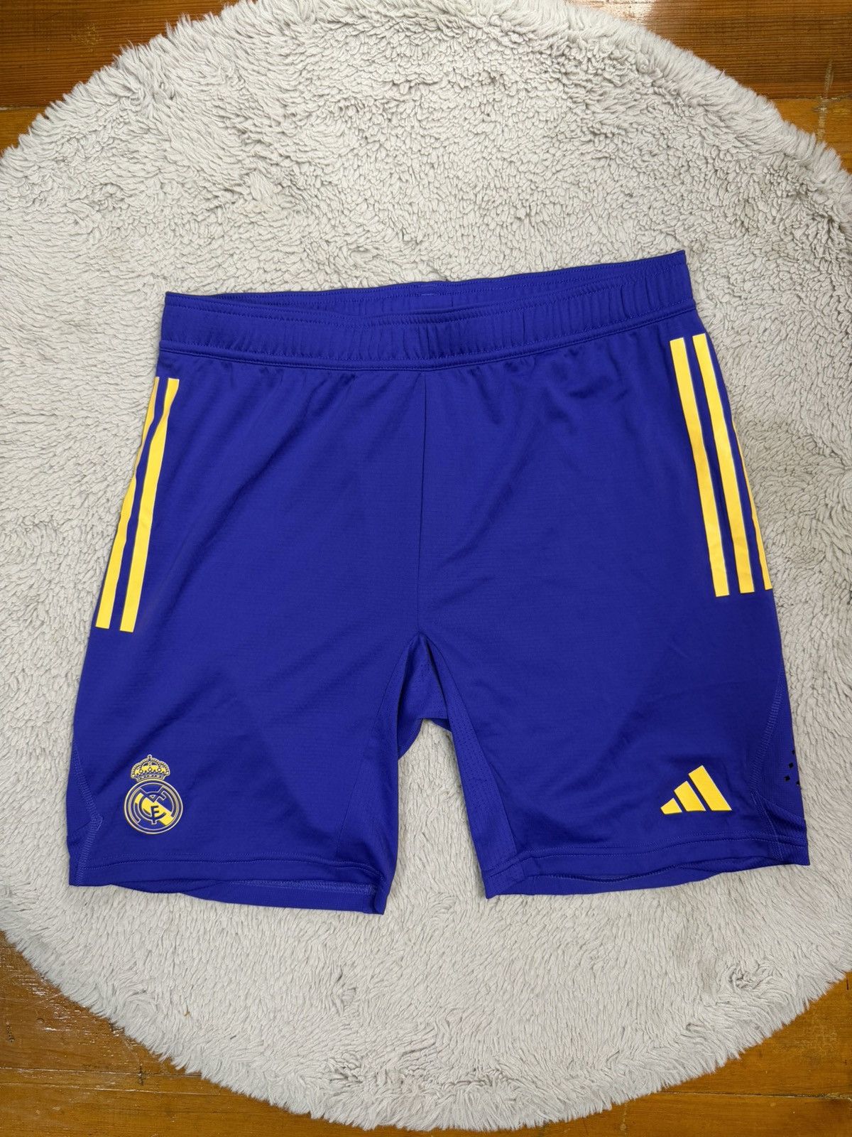Adidas Real Madrid 2023 Third Football Shorts Soccer Mens L Size US 34 / EU 50 - 1 Thumbnail