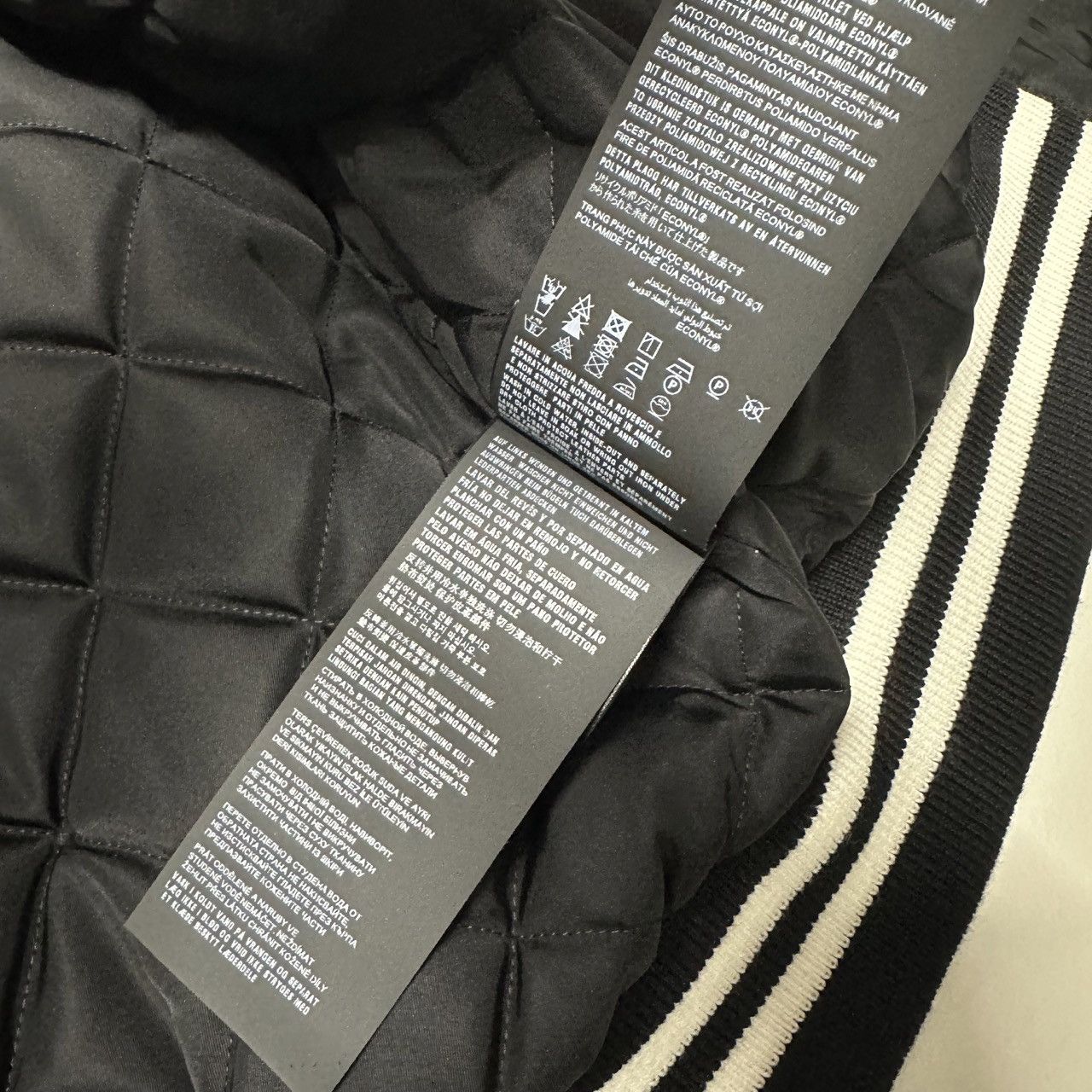 Prada Prada mens size S small black re-nylon Jacket gilet Vest Size US S / EU 44-46 / 1 - 16 Thumbnail