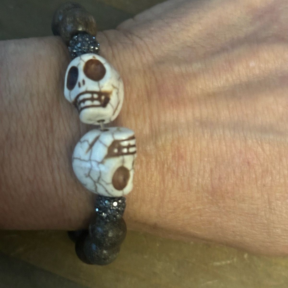 Other Wooden skull stretch bead bracelet Size ONE SIZE - 3 Thumbnail