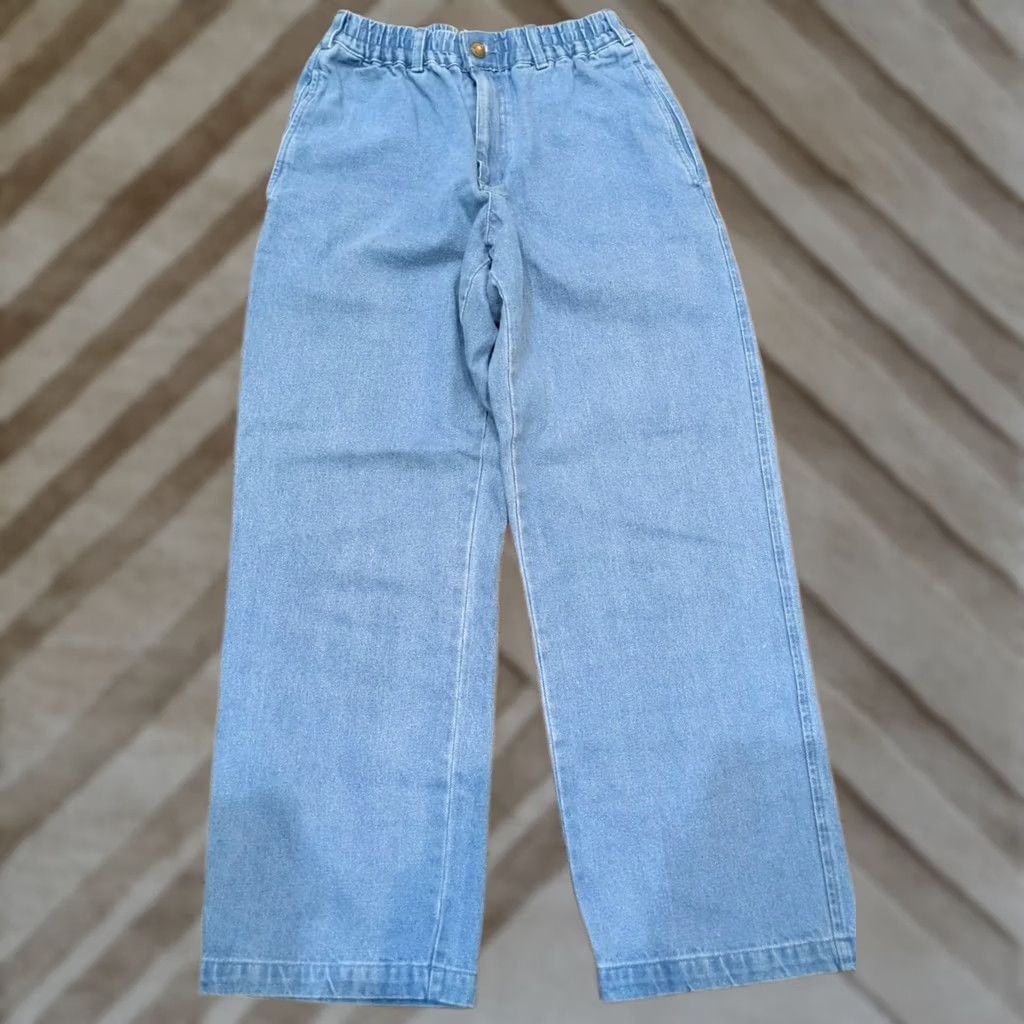 Denime Scandia Woods Denim Jeans Light/Medium Wash 30S Elastic Women Tapered 100% Cotton Pockets Jeans Blues Size 30" / US 8 / IT 44 - 1 Thumbnail
