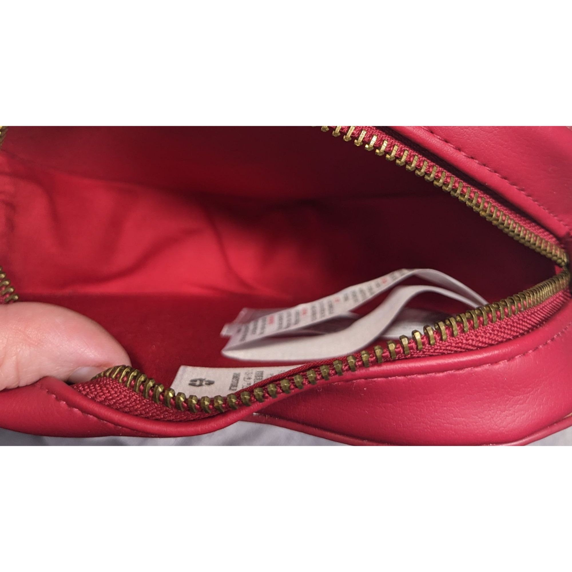 Disney Disney Descendants Evie Heart Crown Purse With Gold Tone Cha Size ONE SIZE - 14 Thumbnail
