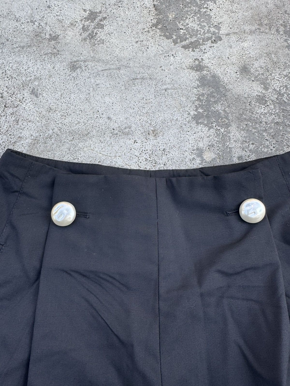 Louis Vuitton LOUIS VUITTON LV New Black Shorts Size 25" / US 0 / IT 36 - 3 Thumbnail