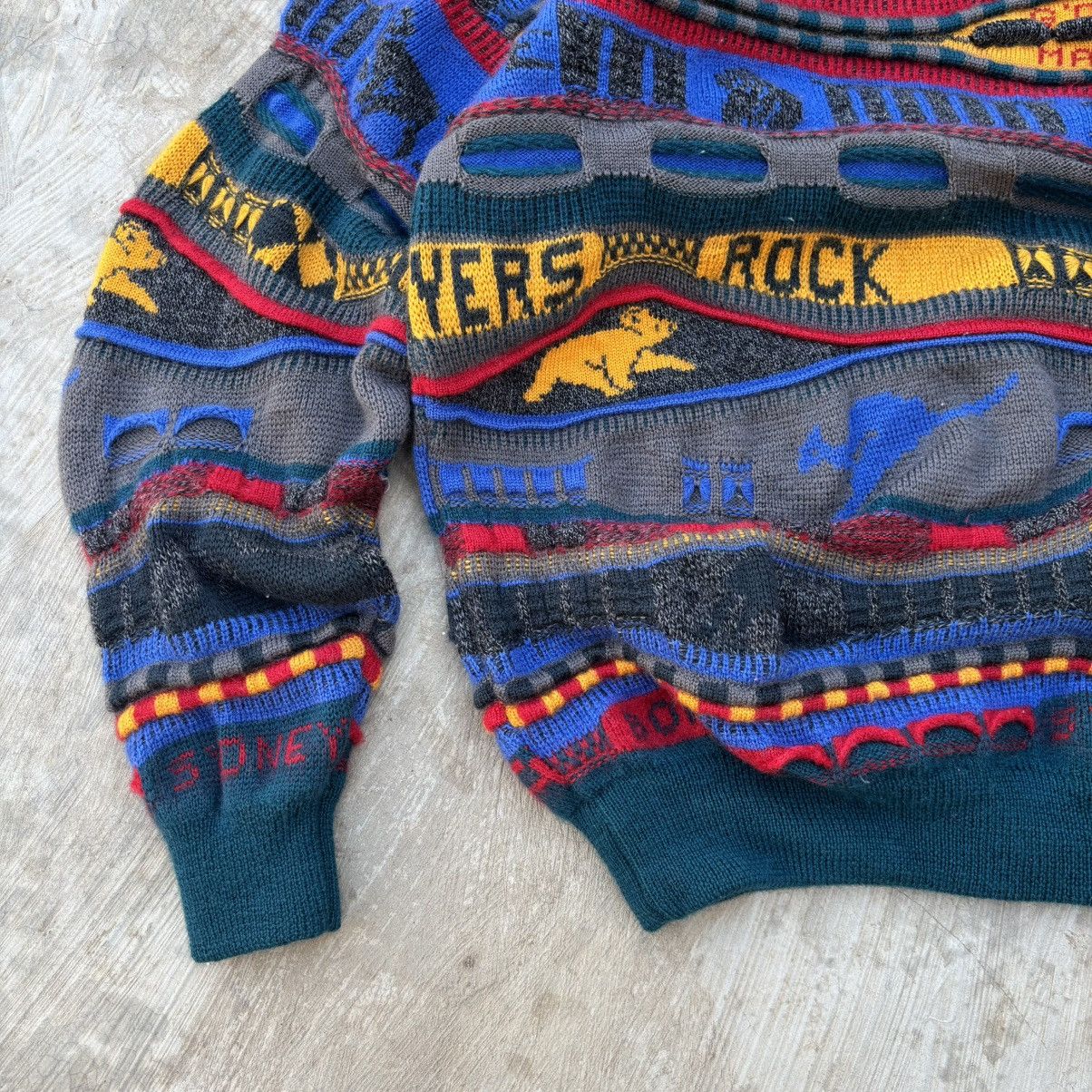 Coogi Vintage 90s Coogi 3D Knitwear Sweater Size US S / EU 44-46 / 1 - 3 Thumbnail