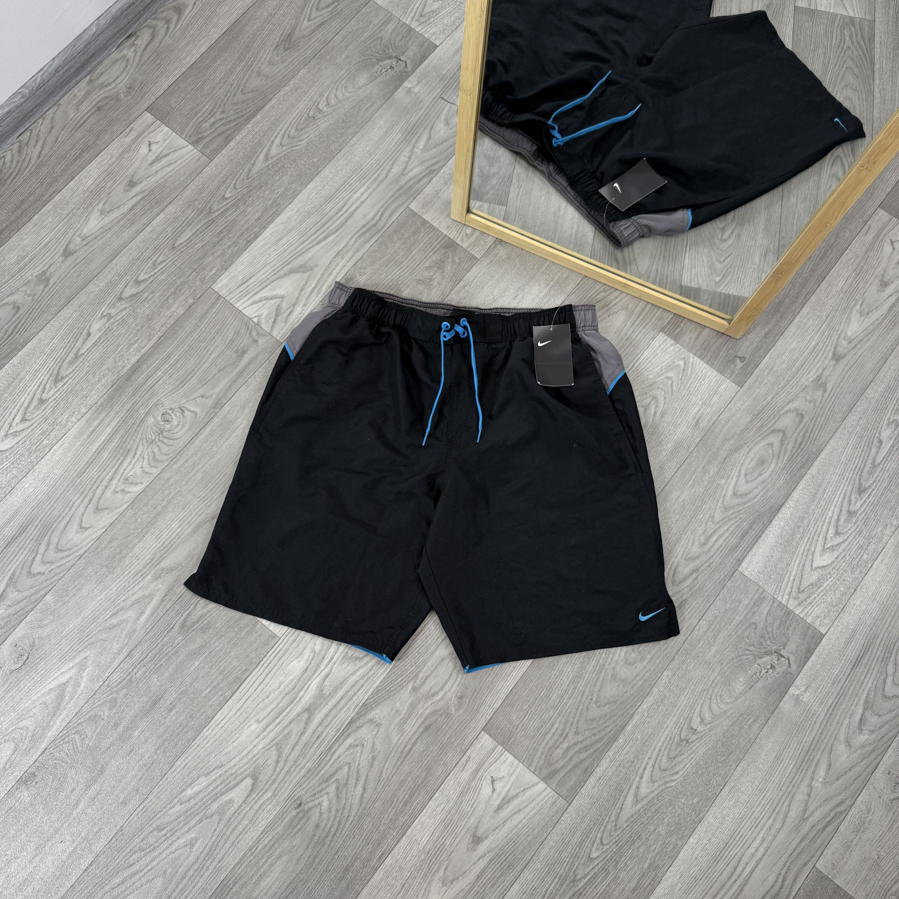 Nike Nike Beach Swim Black Shorts Size US 34 / EU 50 - 1 Thumbnail