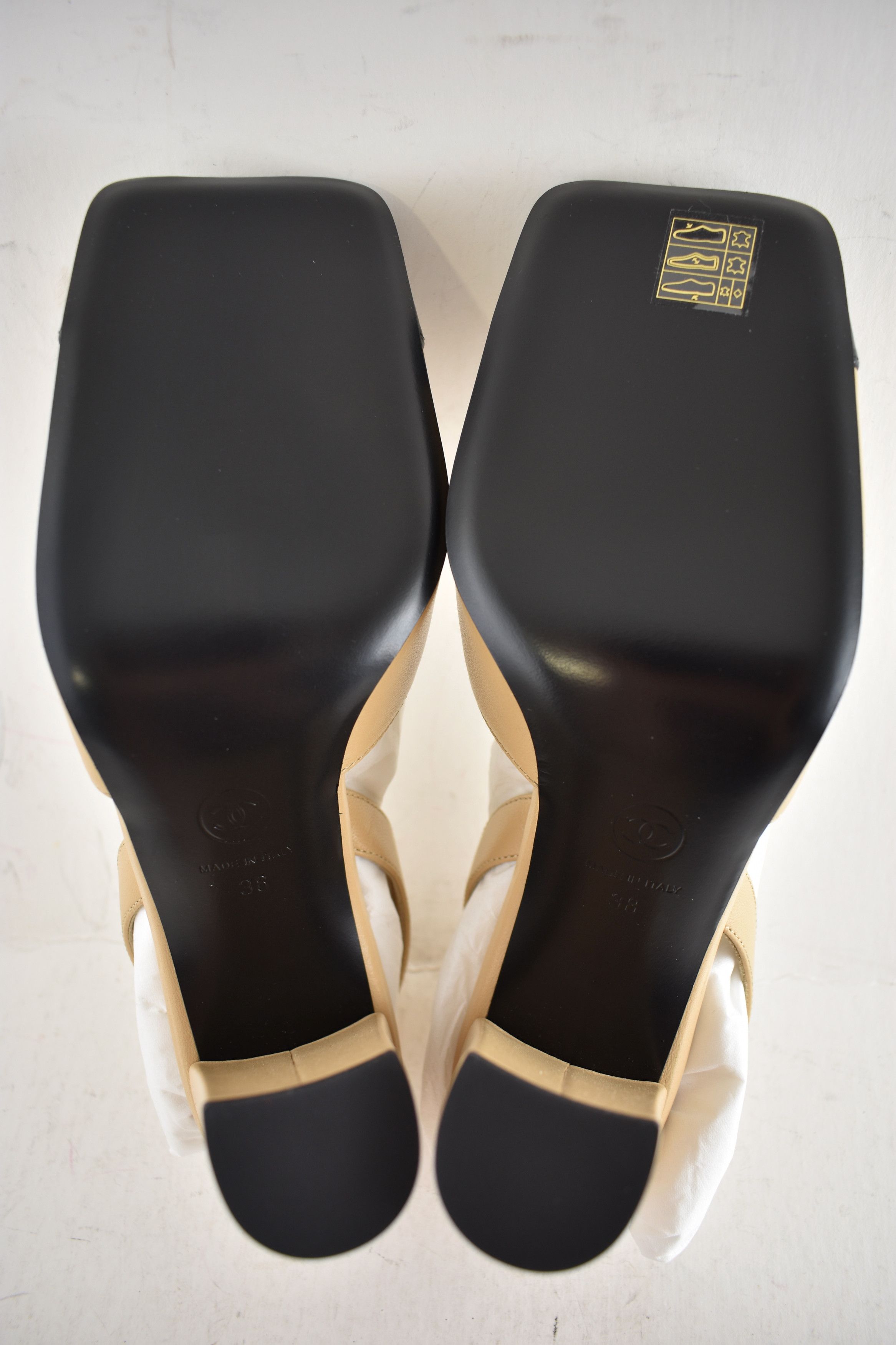 Chanel 26S Blazy Black Square Toe CC Slingback Block Heel Pump 38 Size US 8 / IT 38 - 17 Thumbnail