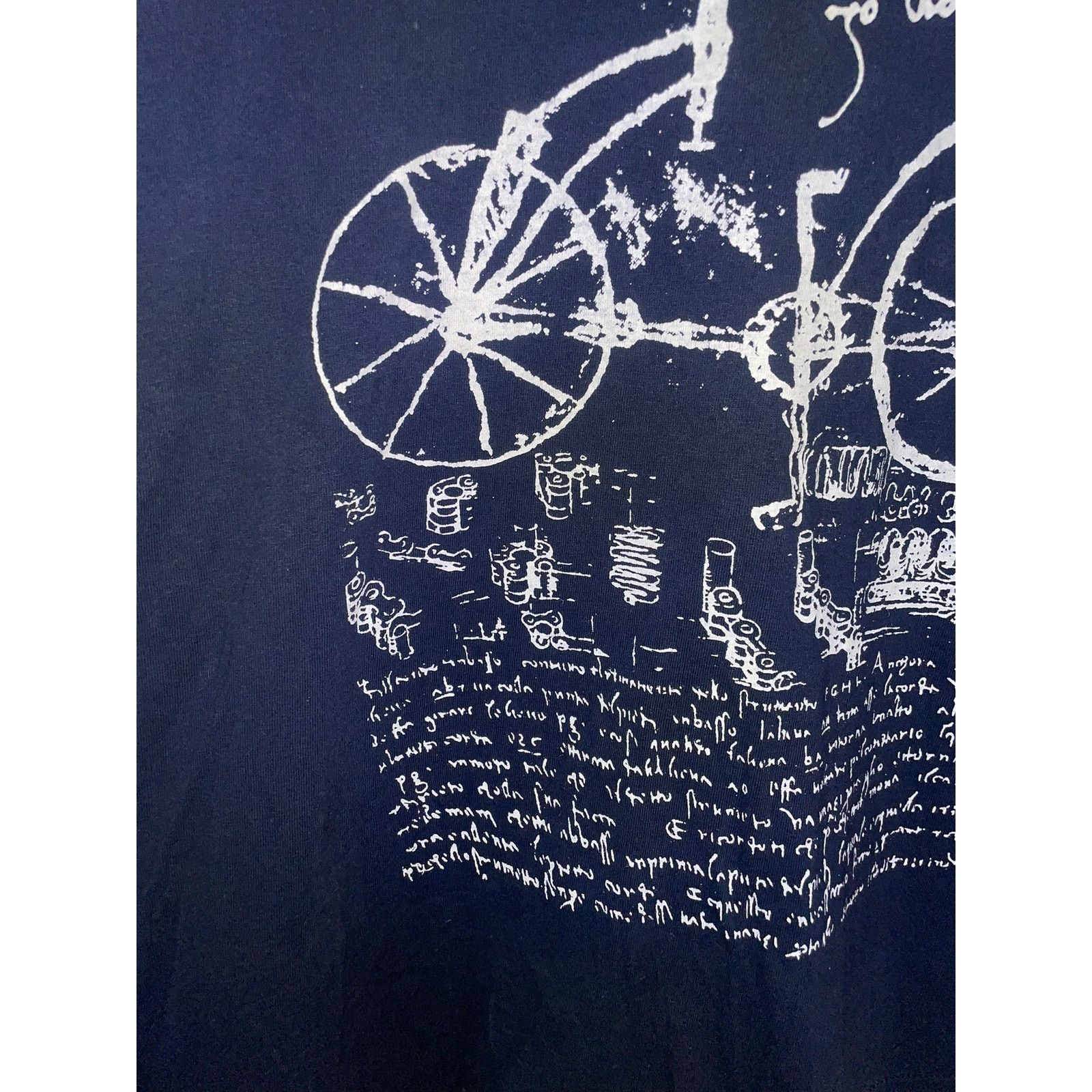 Gildan 2000s Leonardo Da Vinci Blue Bike Design Shirt Tee Y2K XL Size US XL / EU 56 / 4 - 4 Thumbnail