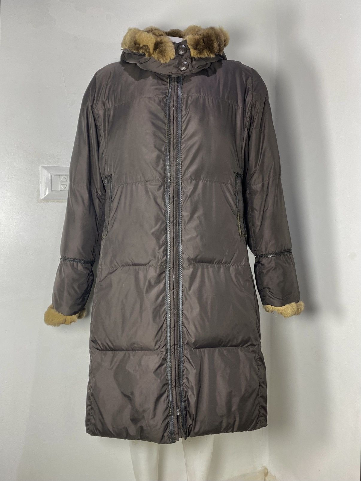 Max Mara Max Mara Oversized Fur-Hood Puffer Coat – Chocolate Brown Size M / US 6-8 / IT 42-44 - 2 Thumbnail