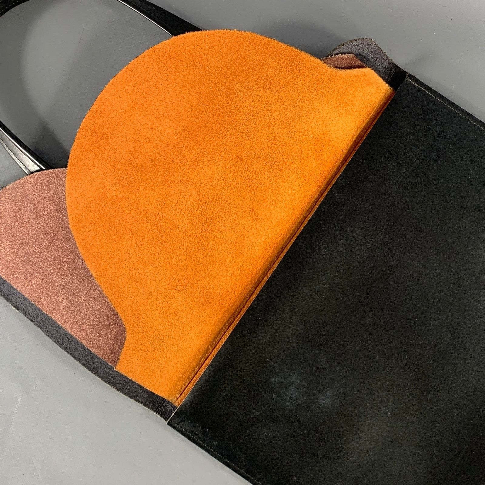 Vintage VINTAGE Black Orange Leather Shoulder Bag Size ONE SIZE - 5 Thumbnail