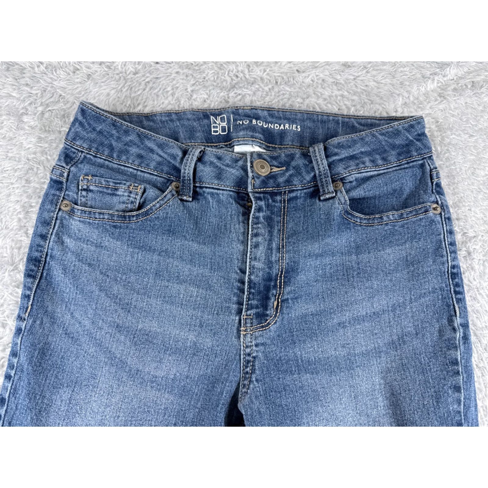 Vintage No Boundaries Jeans Womens 24 Blue Denim Bootcut Light Wash Stretch 5-Pocket 24x29 Cotton Size 32" / US 10 / IT 46 - 4 Thumbnail