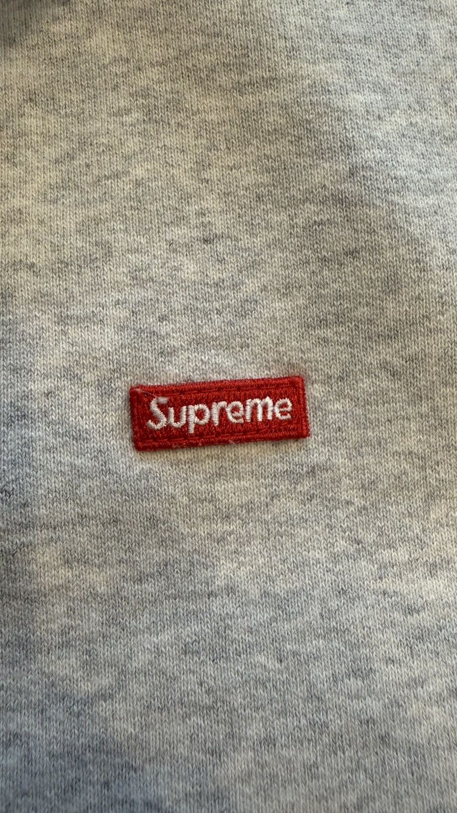 Supreme SUPREME “ASH GREY” SMALL BOX LOGO HALF ZIP (SIZE L) Size US L / EU 52-54 / 3 - 4 Thumbnail
