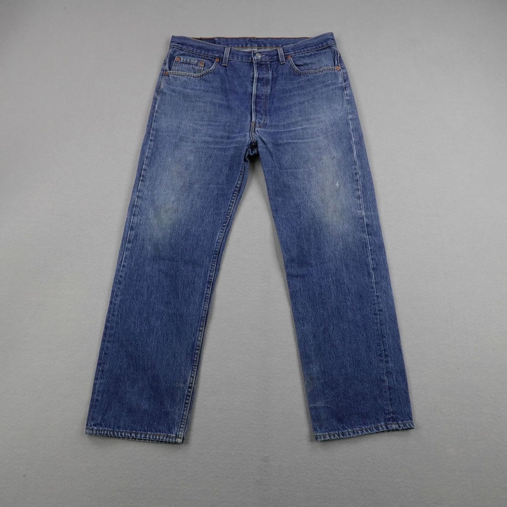 Levi's VINTAGE Levis Jeans 501 Straight Leg Button Fly Blue Denim USA 90s Mens 38x30 Size US 38 / EU 54 - 2 Thumbnail