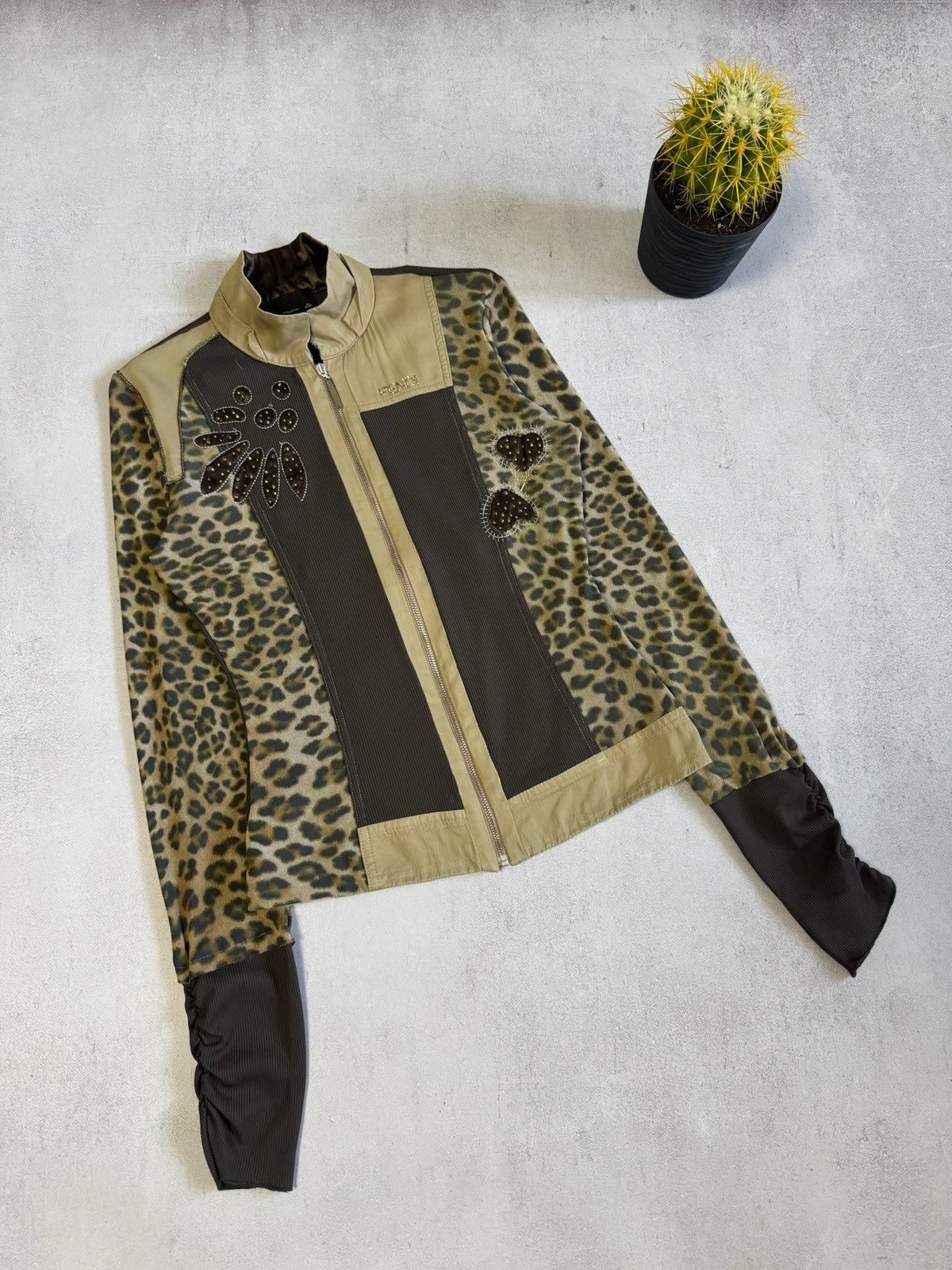 Fendi Fendi Jacket Long Sleeve Zip Leopard Womens 42 Size Rare Size M / US 6-8 / IT 42-44 - 2 Thumbnail