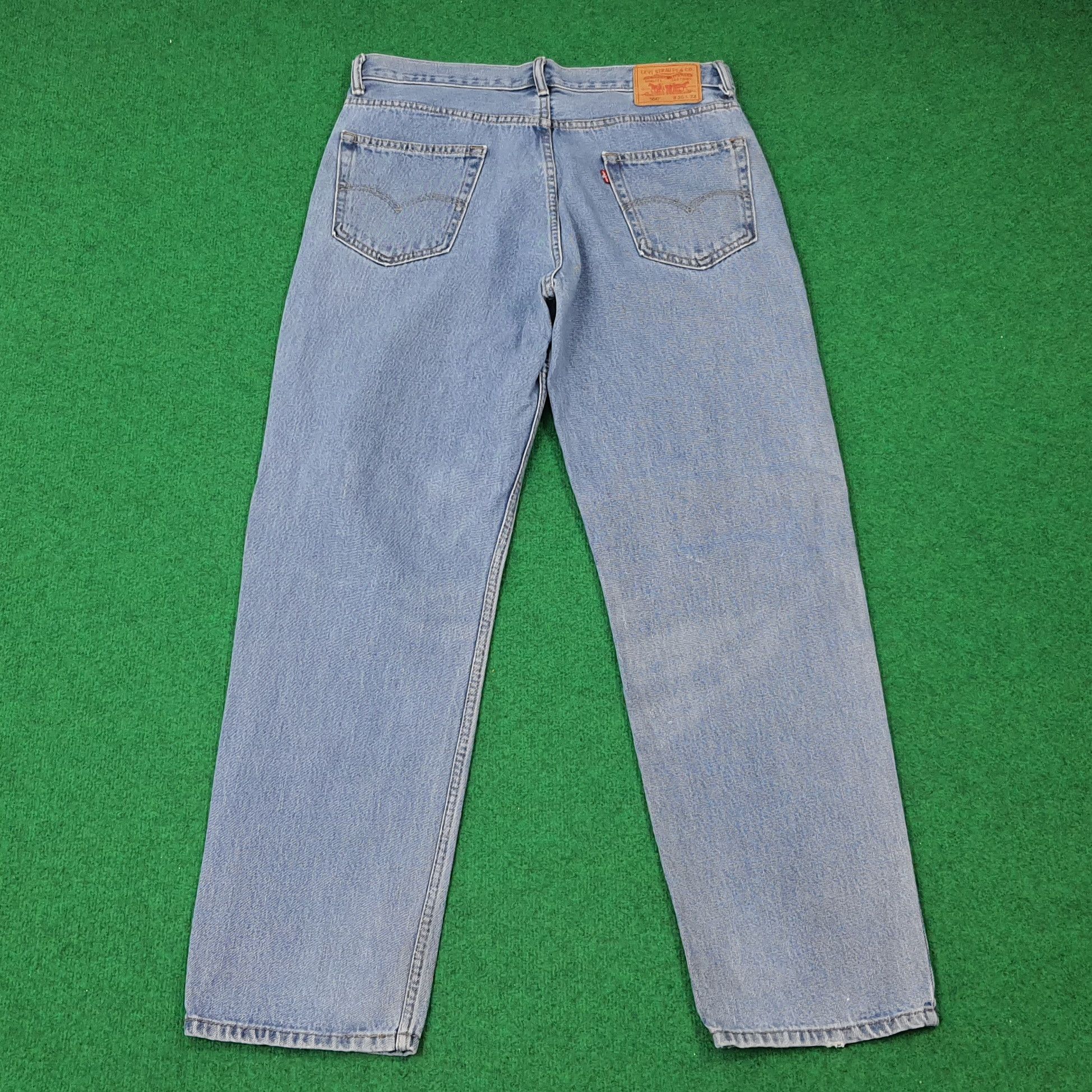 Levi's Vintage Levi's 550 90s Distressed Light Wash Jeans C272N7 Size US 36 / EU 52 - 1 Thumbnail