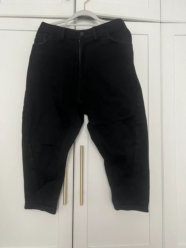 Julius julius size:1 Black cropped jeans Size US 30 / EU 46 - 1 Thumbnail