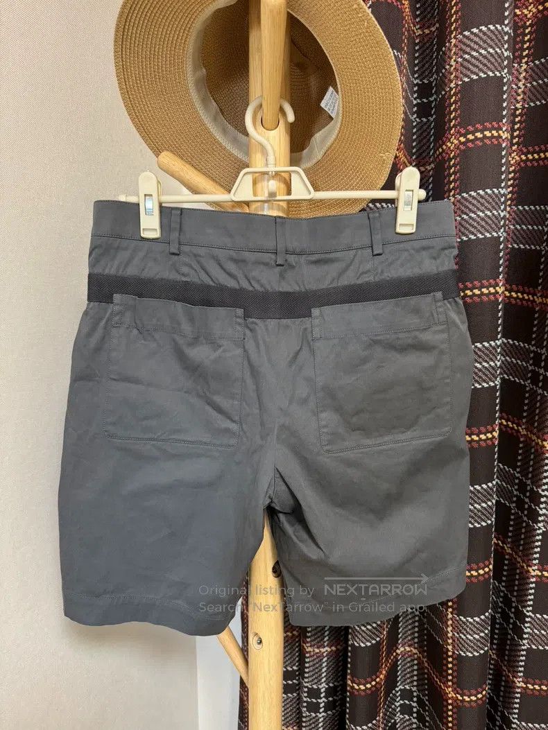 Hermes Hermes Shorts with unique back pocket design Size US 40 / EU 56 - 2 Thumbnail