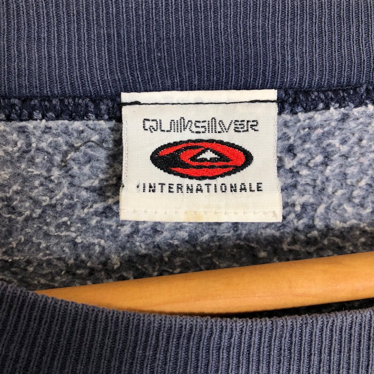 Quiksilver Vintage Quiksilver Crewneck Pullover Sweatshirt Big Logo Size US L / EU 52-54 / 3 - 8 Thumbnail