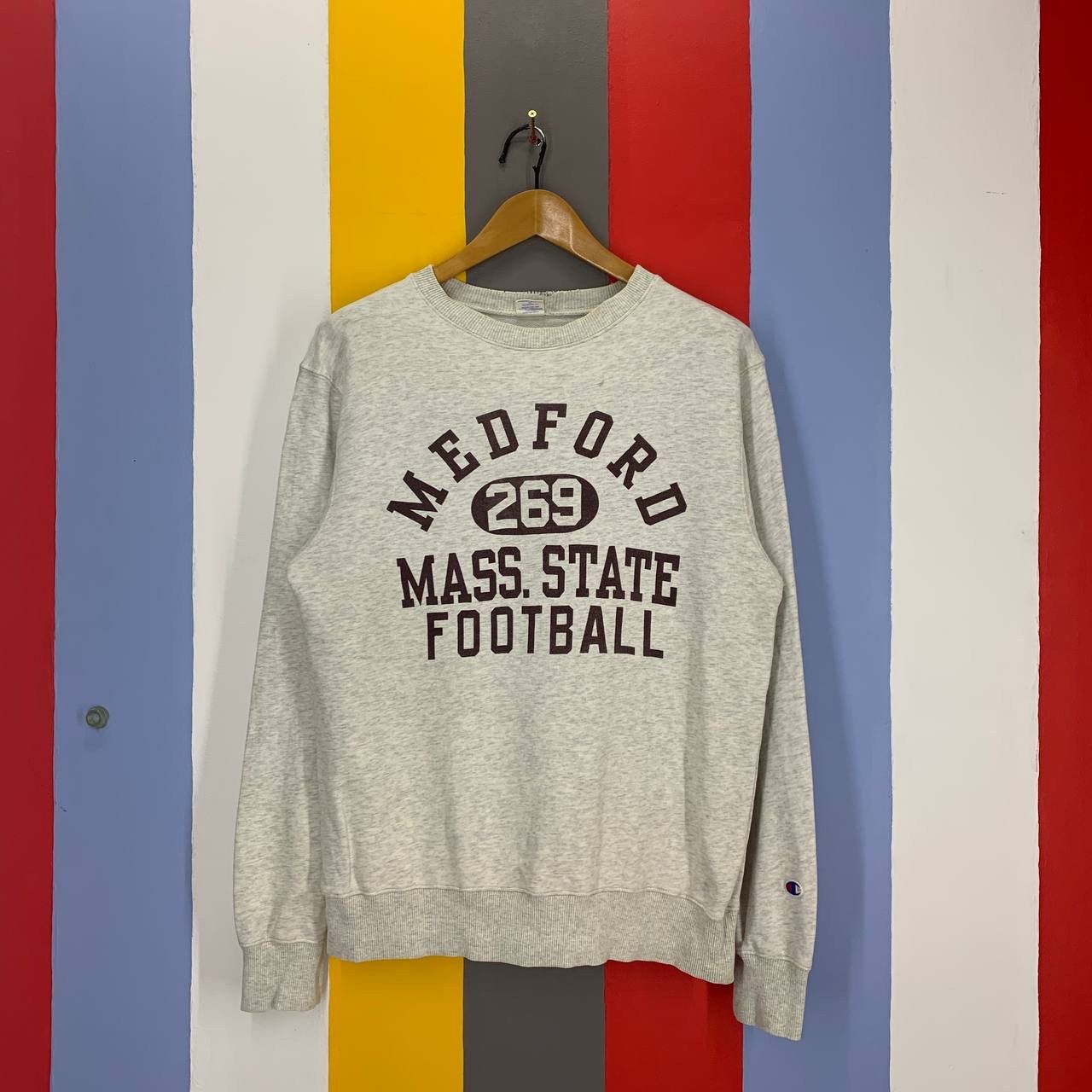 Thrashed CHAMPION MEDFORD FOOTBALL Sweatshirt #2406-13x