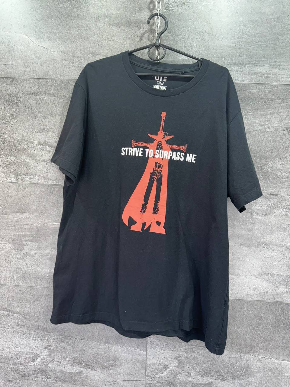 Uniqlo Uniqlo One Piece anime tee t shirt Size US XL / EU 56 / 4 - 1 Thumbnail