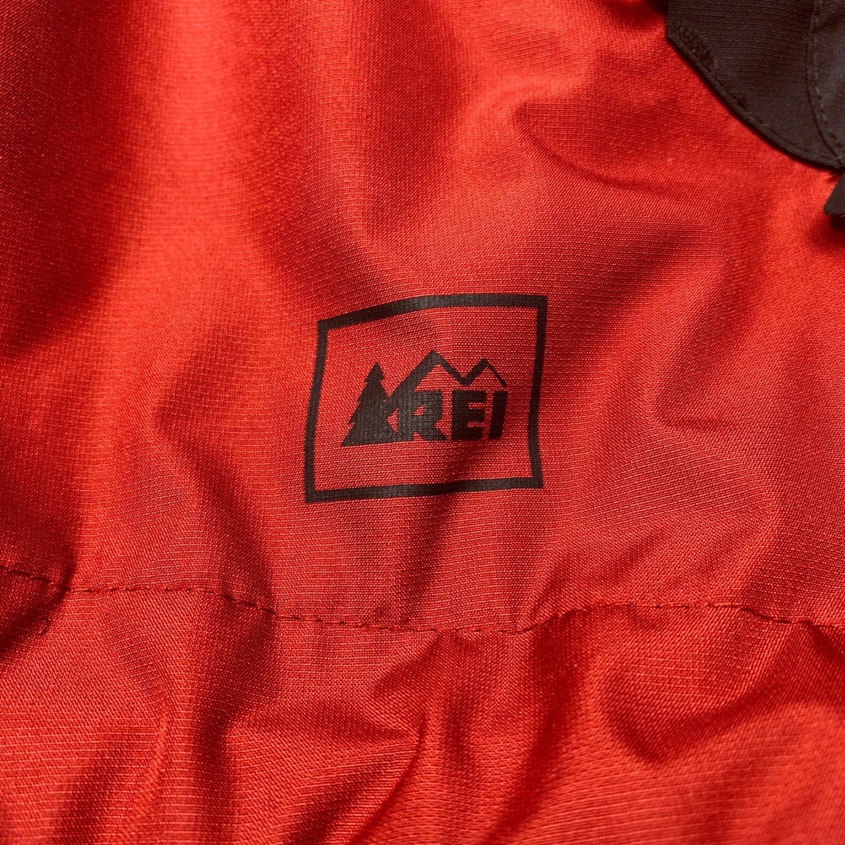 Vintage REI Elements E1 Hooded Rain Jacket Mens XL Maroon Black Vented Zippered Size US XL / EU 56 / 4 - 5 Thumbnail