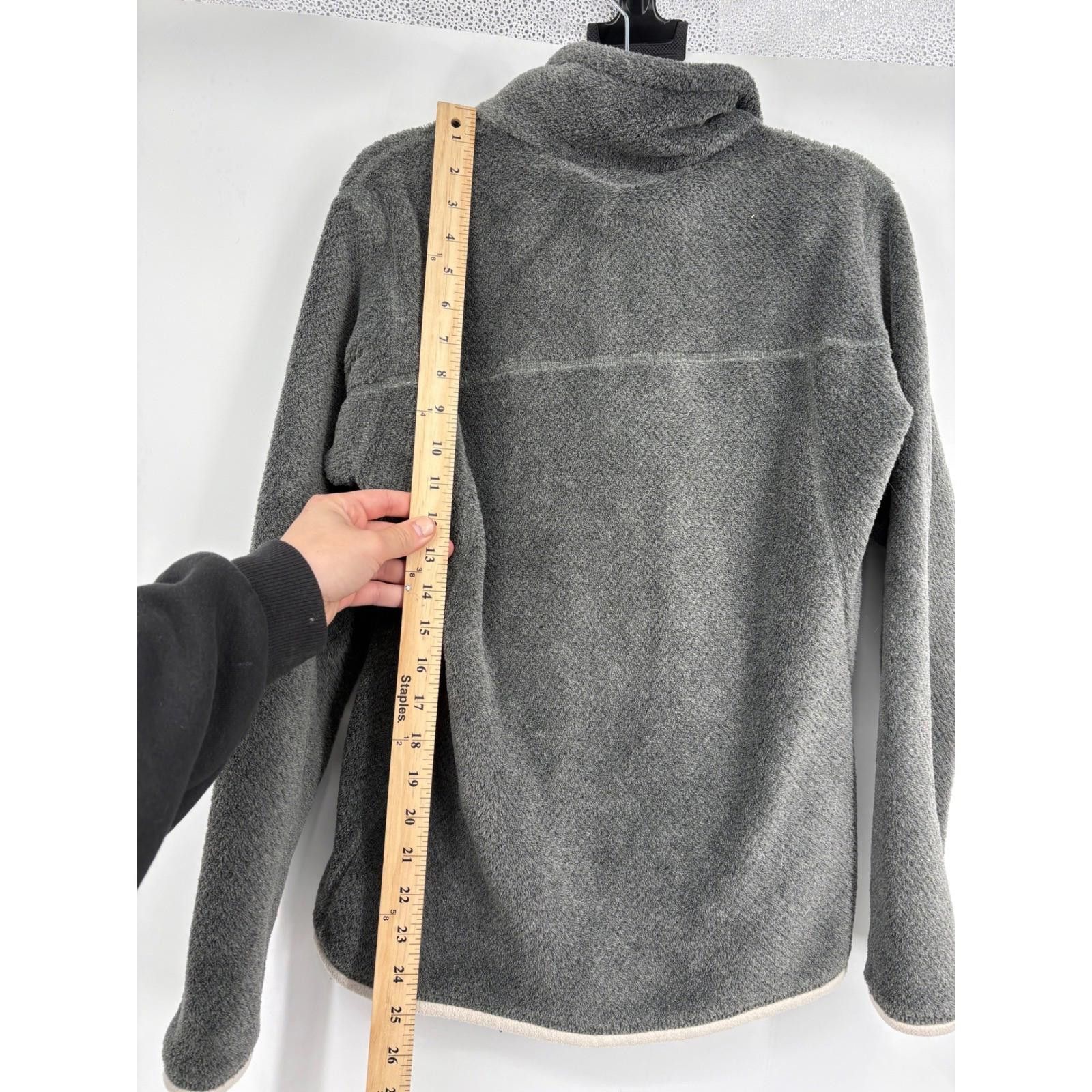 Patagonia Patagonia Gray Fleece Snap T Pullover Women's Size M Size M / US 6-8 / IT 42-44 - 5 Thumbnail